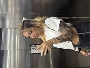 Myfreecams Private Sex Chat of MaddieM1