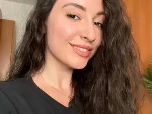 Myfreecams Best Webcam of Laura_Schwarz