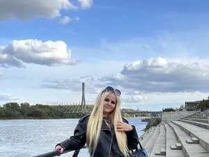Myfreecams Watch Live Sex Cams of white_choco