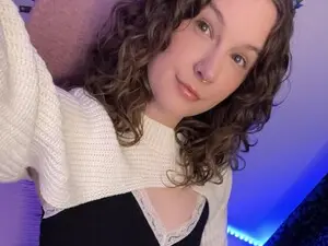 Myfreecams Sex Cam of SharlotteL