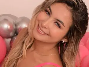 Myfreecams Free Porn Cam of Bella1207