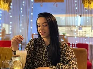 Myfreecams Live Sex Cam of MadilynFox