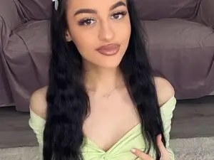 Myfreecams Sex Chat of ElaraVixen