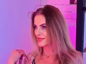 Myfreecams Free Porn Cam of NaomiAmora