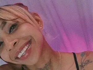 Myfreecams Live Sex Cam of Rubi_daniells