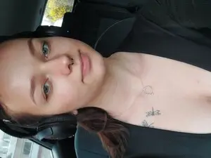 Myfreecams Live Sex Cam of katydarkbloom