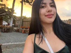 Myfreecams Live Sex Cam of WhitneyR