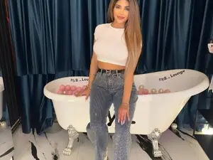 Myfreecams Live Sex Cam of Bella_Posh