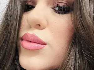 Myfreecams Sex Cam of LaylaLayla1