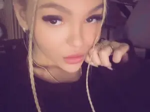 Myfreecams Adult Webcams of Daisy_abby03