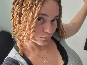 Myfreecams Watch Live Sex Cams of Cherrysweetyx