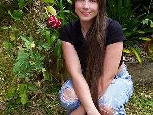 Myfreecams Adult Webcam of Emily_Montoya