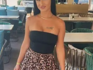 Myfreecams Live Sex Cam of Raquel_Lust