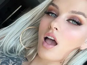 Myfreecams Best live sex cam show of BonnieBazz