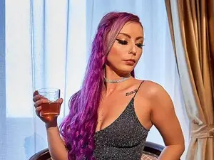 Myfreecams Adult Webcams of NicoleJonnes