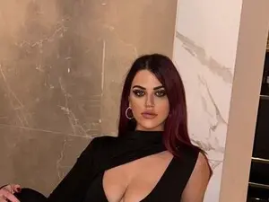 Myfreecams Free Porn Cam of Alessia_Bloom