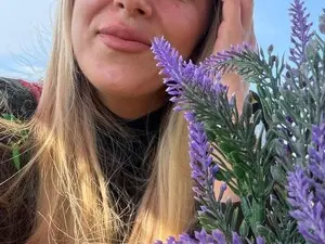 Myfreecams Adult Webcam of JulyaHyde