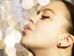 Myfreecams Free Porn Cam of KylieSweet1