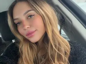 Myfreecams Sex Cam of JoanneXOXO