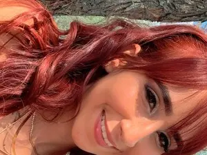 Myfreecams Free Live Porn of Lauura_Velez