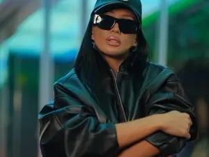 Myfreecams Sex Cam of QueenLara