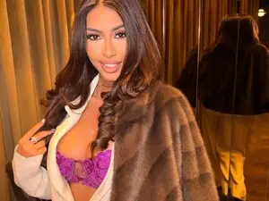 Myfreecams Free Live Porn of MarisaMuse