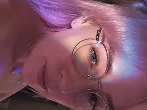 Myfreecams Live Porn of NahlaHoney