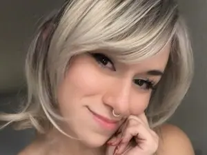 Myfreecams Sex Cam of Reige