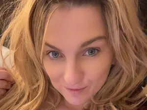 Myfreecams Nude Webcam of BustyKay28