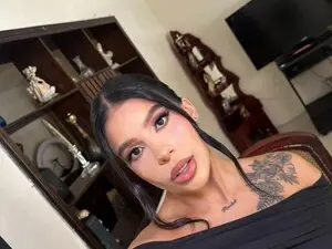 Myfreecams Sex Chat of Emelie_89