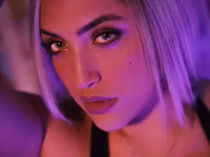 Myfreecams Watch Live Sex Cams of Monikka__