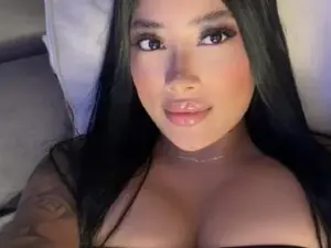 Myfreecams Watch Live Sex Cams of Naomi_lux