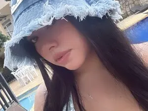 Myfreecams Live Porn of Emmyrusso