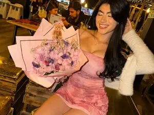 Myfreecams Adult Video Chat of Emi_Rosse