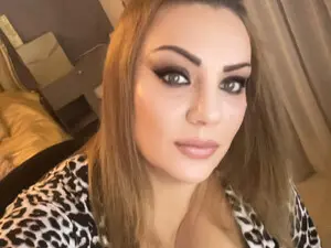 Myfreecams Sex Chat of Roberta11122