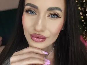 Myfreecams Live Sex of SheIsIris