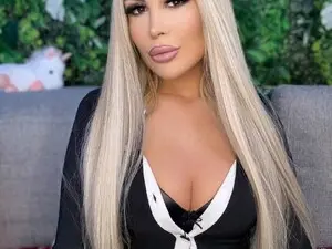 Myfreecams Live Sex Cam of Roshen_Amira