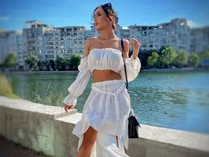 Myfreecams Free Porn Cam of ZenyaNoir