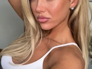 Myfreecams Private Sex Chat of Naughtygal22