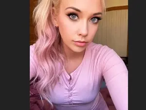 Myfreecams Adult Webcams of Sasha_Jane