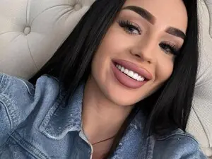 Myfreecams Free Porn Cam of EVAXROSE