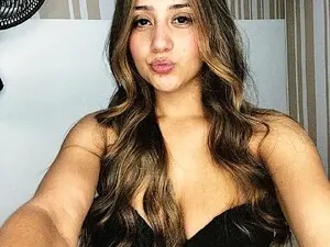 Myfreecams Watch Live Sex Cams of cute_desiree