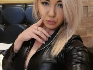 Myfreecams Sex Cam of Sophie_Maeve