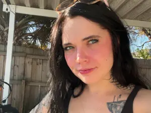 Myfreecams Sex Cam of ahungkittykat