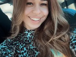 Myfreecams Sex Cam of Yennefer07