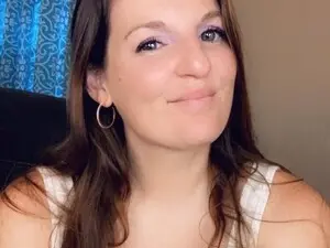 Myfreecams Free Live Porn of KellyCarolina