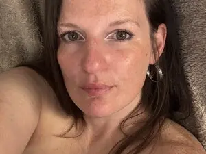 Myfreecams Best live sex cam show of KellyCarolina