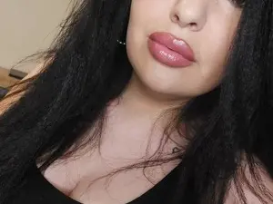 Myfreecams Free Porn Cam of HornyMommy_