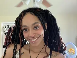 Myfreecams Free Live Porn of Lavv337