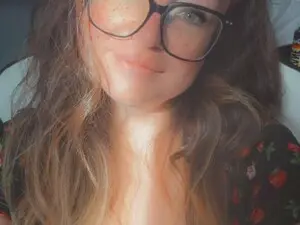 Myfreecams Free Porn Cam of Hothousewifee